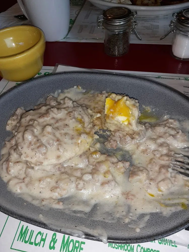 Sausage Gravy and Biscuits